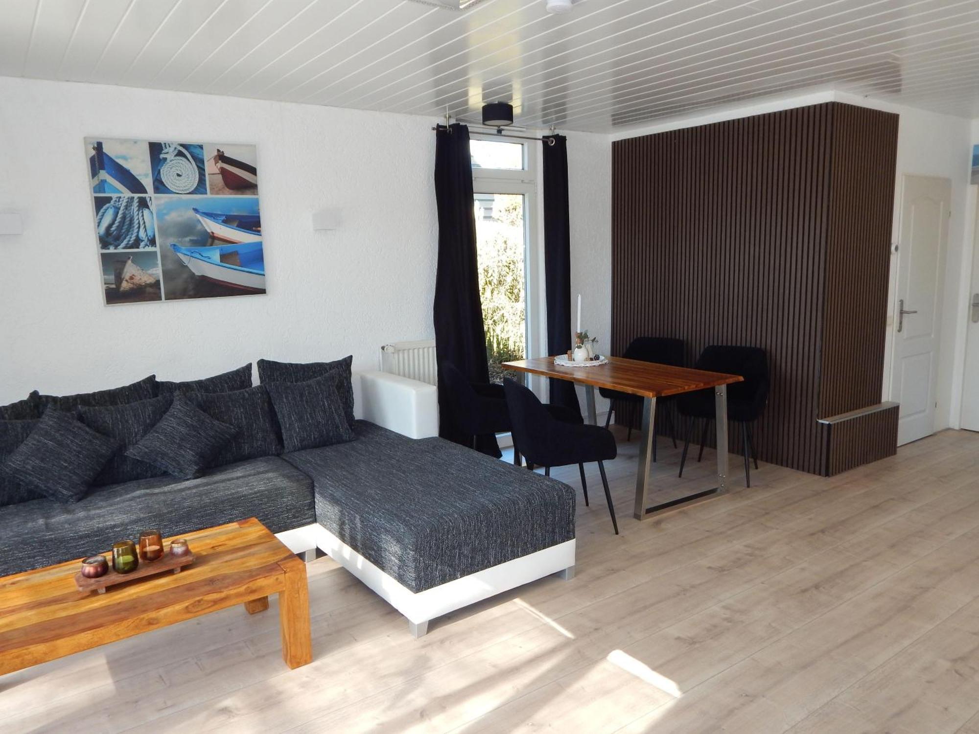 Wunderschoenes-freihstehendes-Ferienhaus-an-der-See-Sauna-Strand-Yachthafen-WLAN Bruinisse Exterior foto